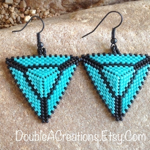 TURQUOISE and Black Triangle Beaded Earrings - Picture 5 of 6
